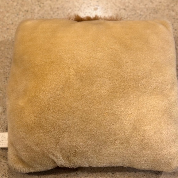 Vintage Stuffed Animal LION Plush 12" Pillow~1998 TWIE Angel Toys With Whiskers - Picture 7 of 16
